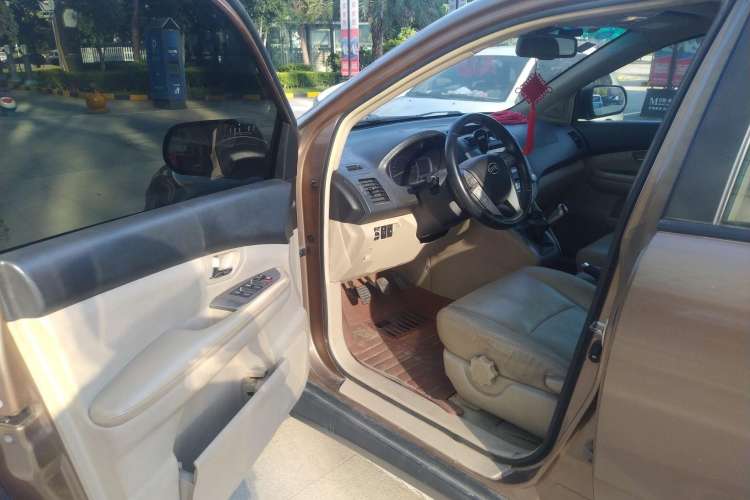 Used BYD S6 2013 Jingyue Edition 2.0L Manual Luxury Model 5 Seats
