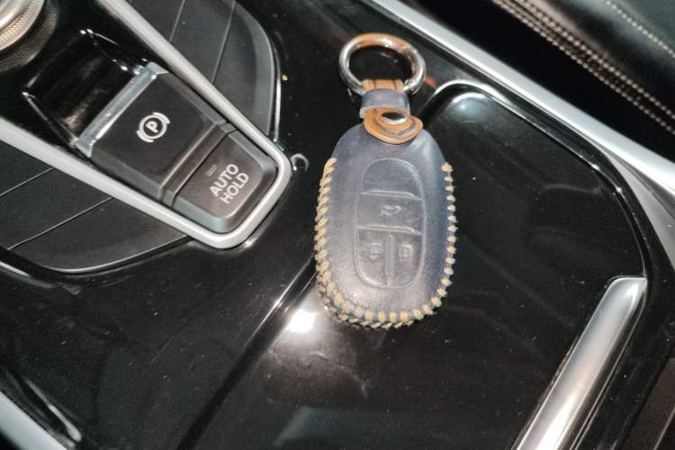 Used SAIC MAXUS G20 2020 2.0T Gasoline Automatic Luxury Edition