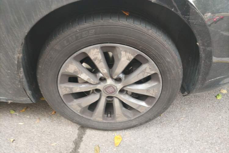 Used Fiat Viaggio 2012 1.4T Automatic Enjoyment Edition
