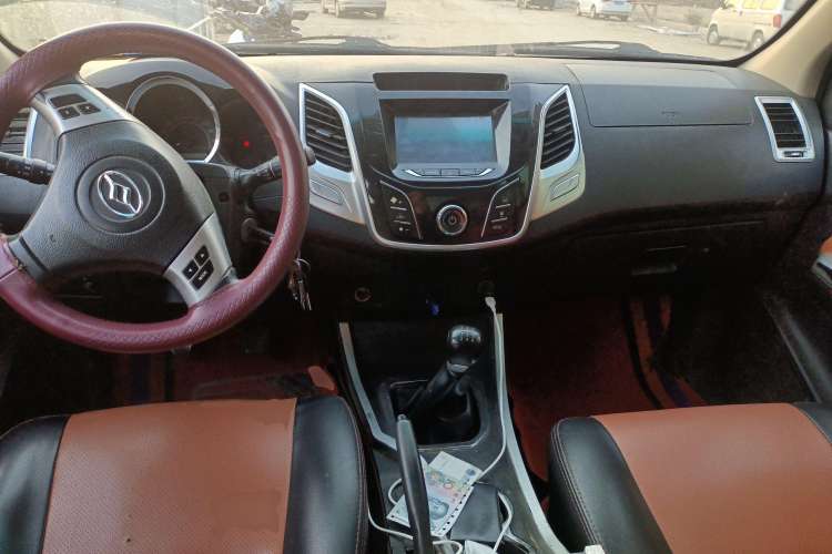 Used Huanghai Jiaolong 2018 2.8T Two-Wheel-Drive Diesel Classic Interior – Classic & Sport Edition
