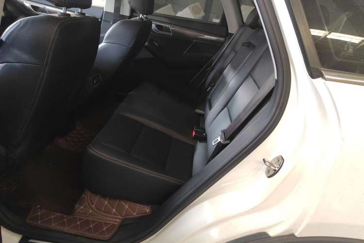 Used Zotye SR7 2017 1.5T CVT Cube Dream Edition
