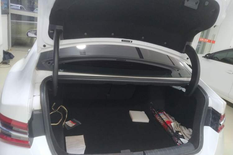 Used BYD Qin Pro New Energy 2019 DM Super Edition 1.5TI Automatic Smart Connect Speedy Model China VI Standard
