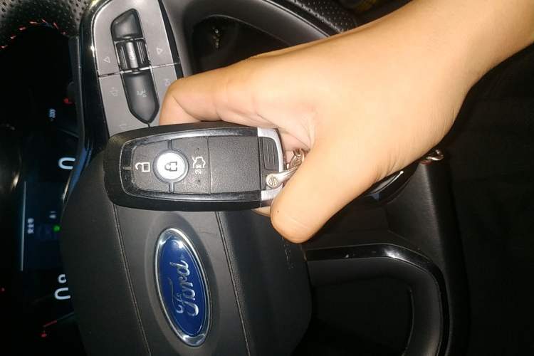 Used Ford EVOS 2022 EcoBoost 245 ST-Line