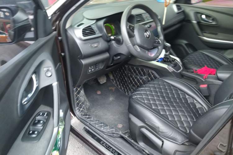 Used Renault Kadjar 2017 2.0L Two-Wheel Drive Fashion Edition