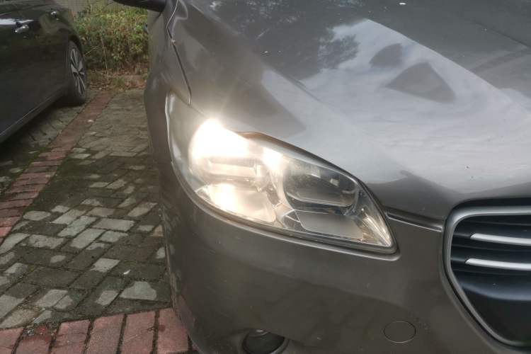 Used Peugeot 301 2014 1.6L Automatic Comfort Edition
