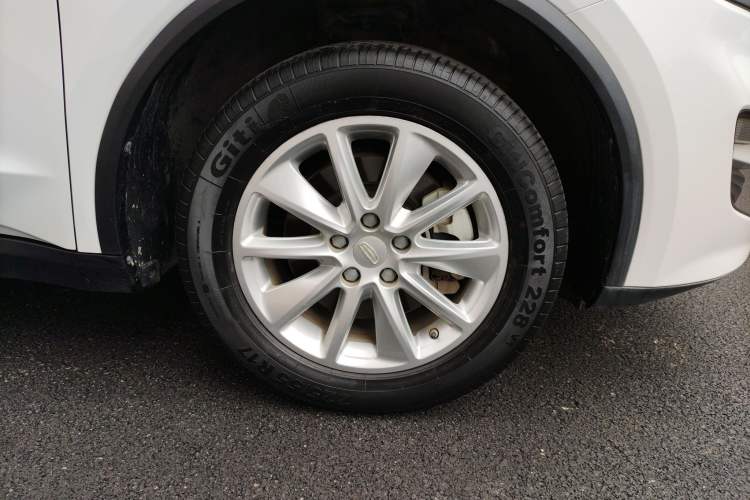 Used Geely Auto Jiajie 2019 1.5TD Manual Comfort Model Right Front Wheel Hub