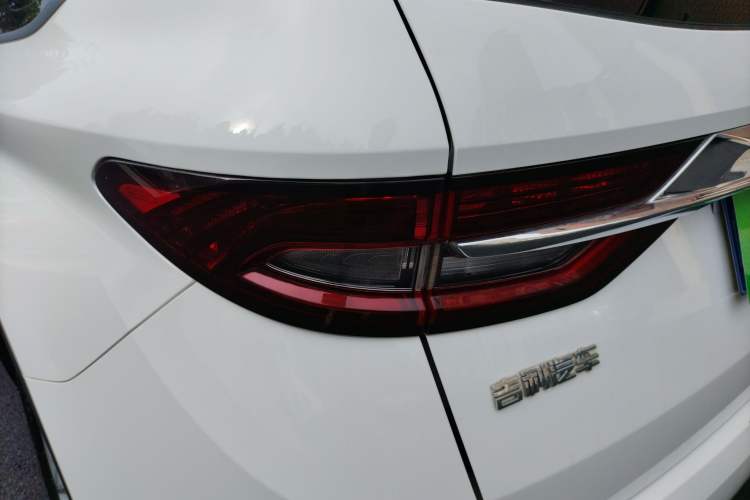 Used Geely Auto Jiajie 2019 1.5TD Manual Comfort Model Left Rear Taillight