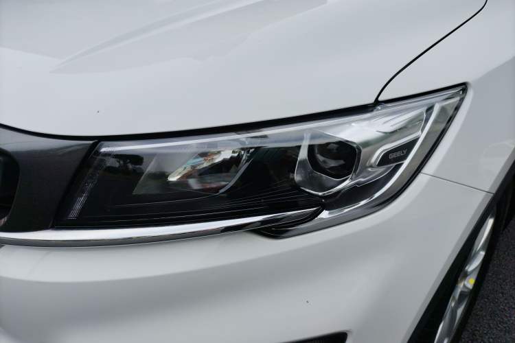 Used Geely Auto Jiajie 2019 1.5TD Manual Comfort Model Left Front Headlight