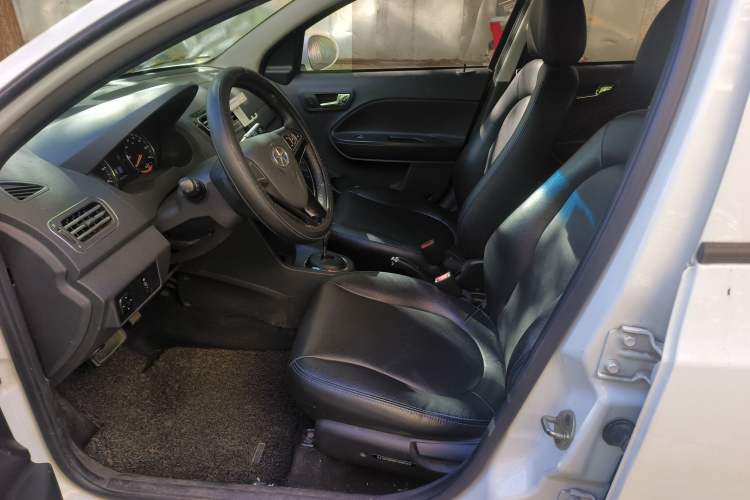 Used JAC iEV 2015 iEV4 Luxury Smart Model