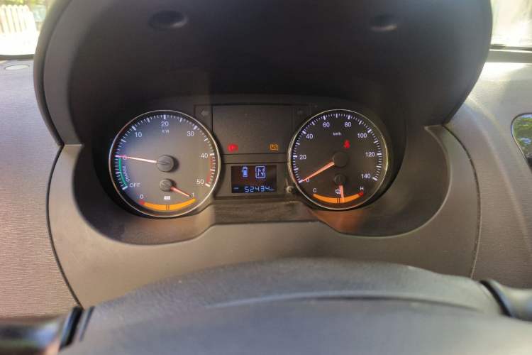 Used JAC iEV 2015 iEV4 Luxury Smart Model