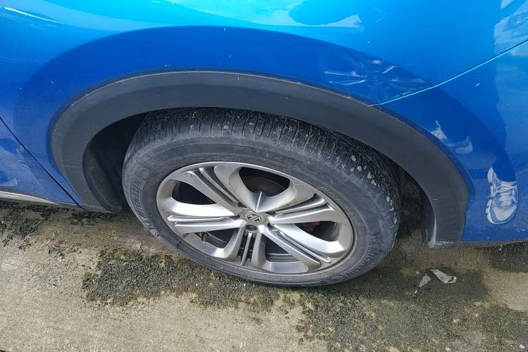 Used MG HS 2018 30T Automatic Two-Wheel Drive Trophy Edition—High-Octane V-Model