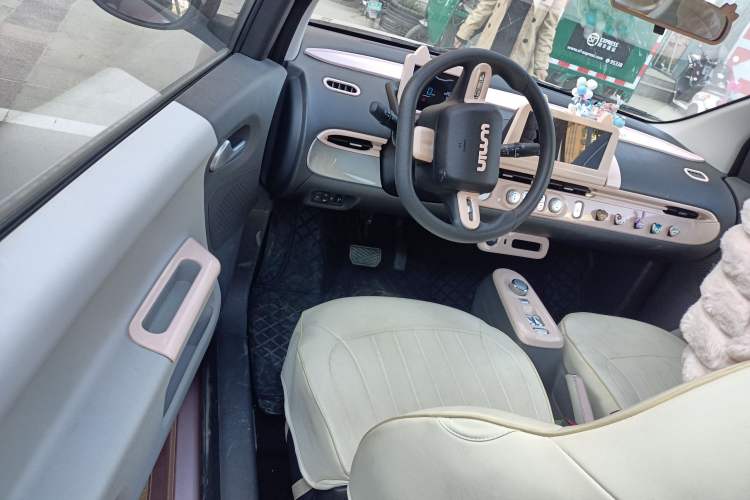 Used CHANGAN Lumin 2022 210km Sweet Edition
