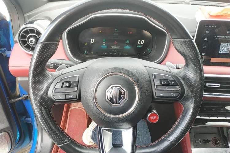 Used MG HS 2018 30T Automatic Two-Wheel Drive Trophy Edition—High-Octane V-Model