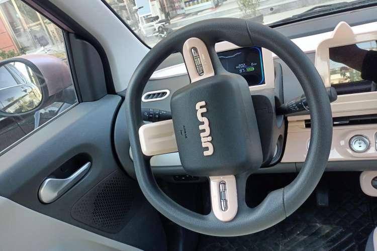 Used CHANGAN Lumin 2022 210km Sweet Edition
