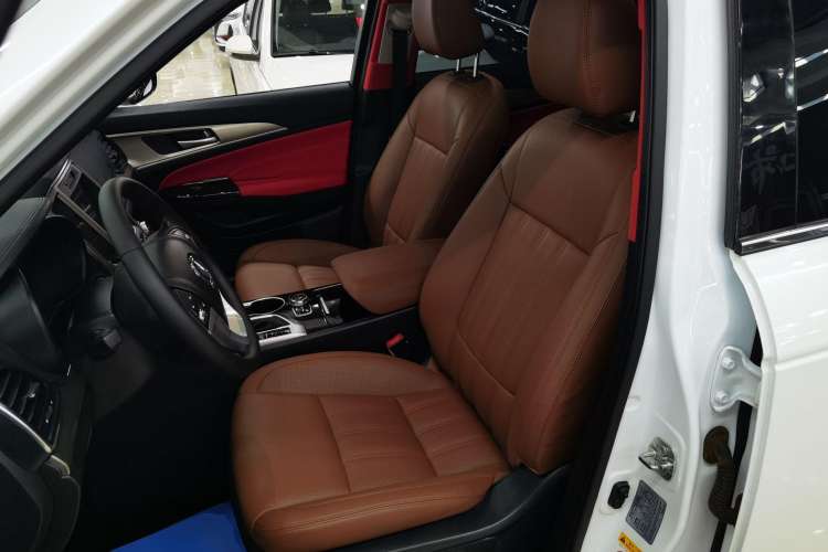 Used Changan CS95 2017 2.0T Two-Wheel Drive Zhitu Edition