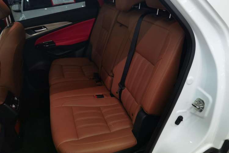 Used Changan CS95 2017 2.0T Two-Wheel Drive Zhitu Edition