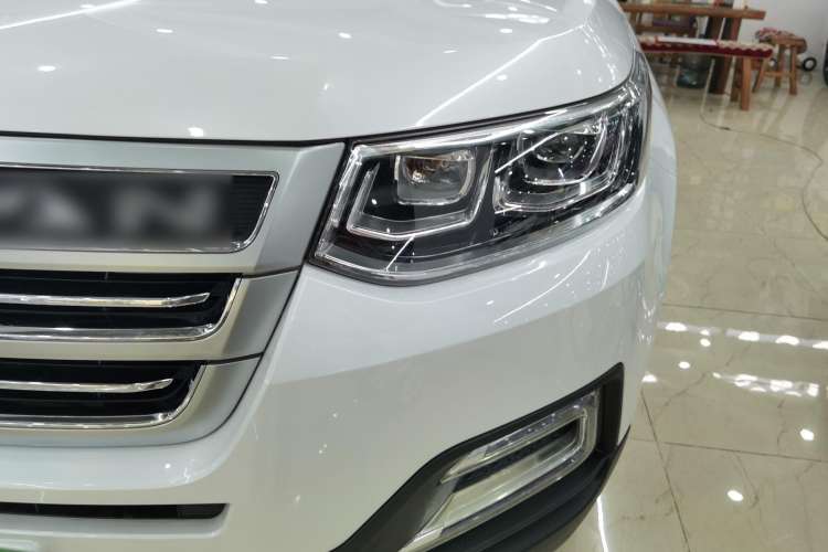 Used Changan CS95 2017 2.0T Two-Wheel Drive Zhitu Edition