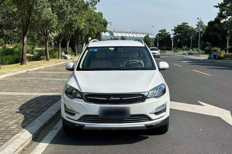 Used Zotye Domy X5 2017 Platinum Edition 1.5T Manual Luxury Model
