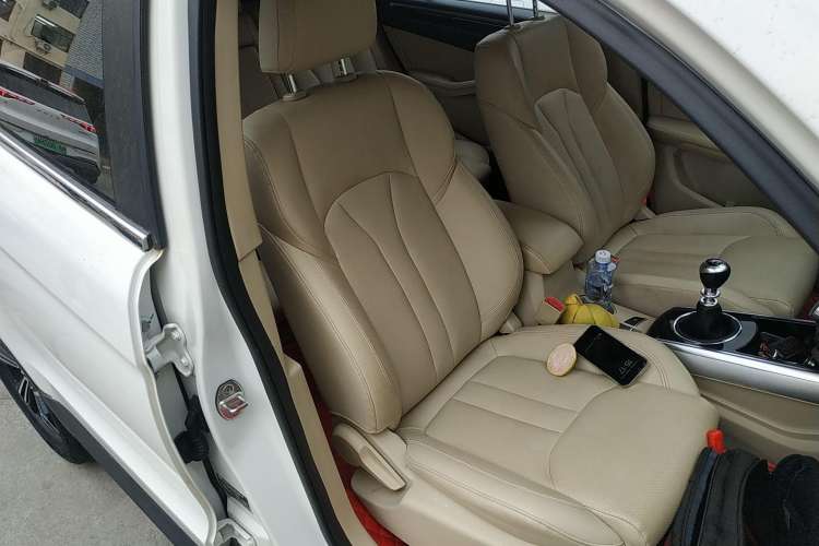 Used Zotye Domy X5 2017 Platinum Edition 1.5T Manual Luxury Model
