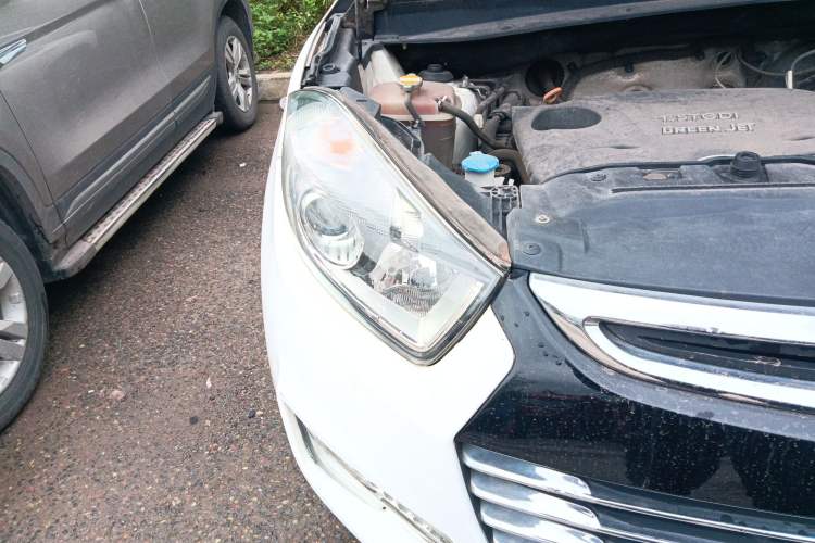 Used JAC Refine S5 2015 1.5T Automatic Elite Model