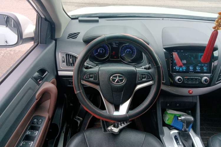 Used JAC Refine S5 2015 1.5T Automatic Elite Model