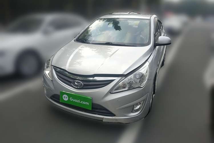 Used Hyundai Verna (older generation) 2013 Sedan 1.4L Automatic Standard GL Model