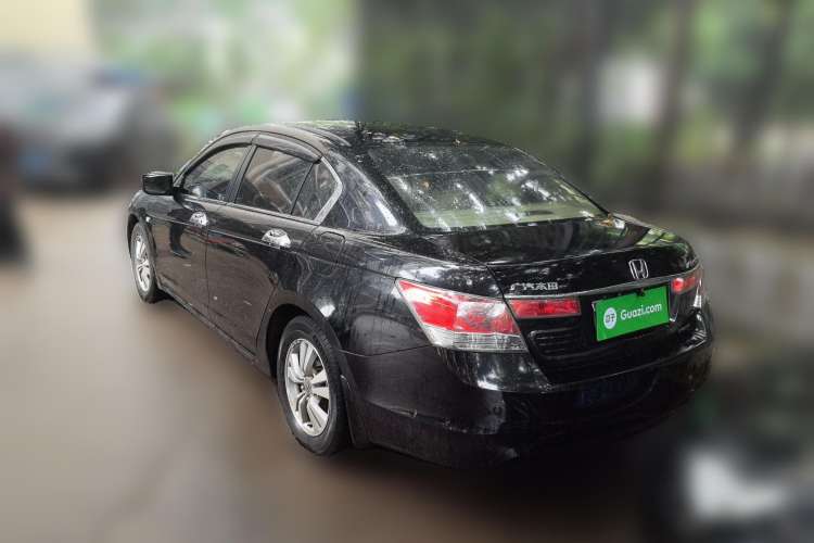 Used Honda Accord 2010 2.0L MT
