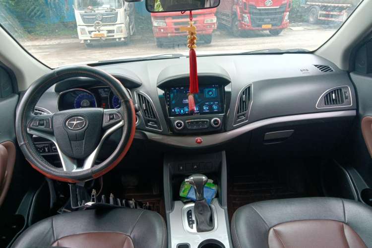 Used JAC Refine S5 2015 1.5T Automatic Elite Model