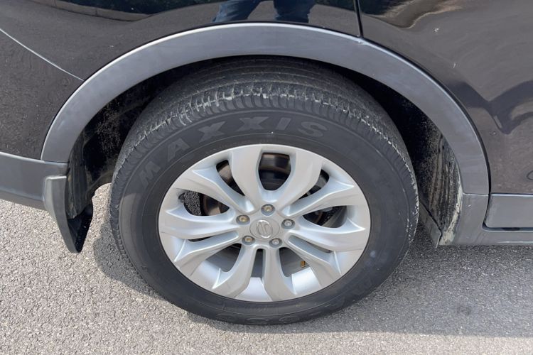 Used GAC Trumpchi GS5 Super 2016 2.0L Automatic Two-Wheel Drive Supreme Edition Right Rear Wheel Hub