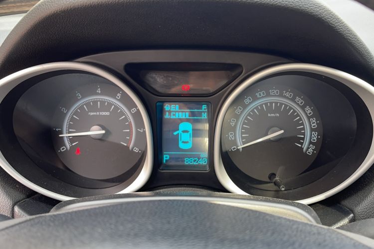 Used GAC Trumpchi GS5 Super 2016 2.0L Automatic Two-Wheel Drive Supreme Edition Instrument Cluster