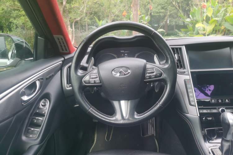 Used Infiniti Q50 2014 3.7L Luxury Sport Edition
