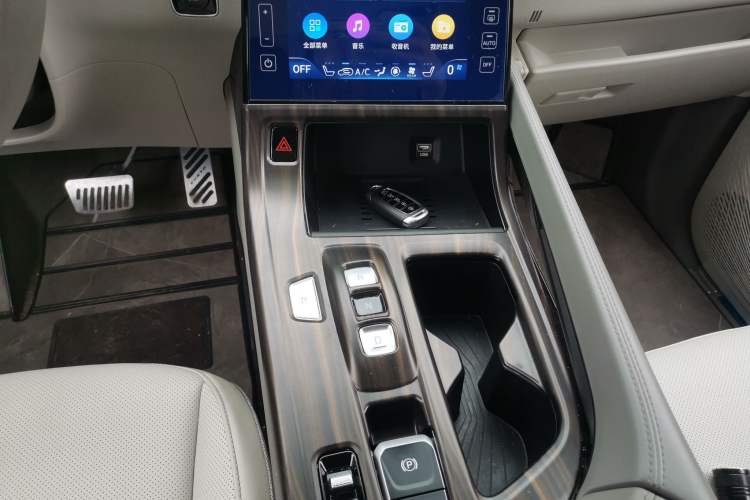 Used Hyundai Custo 2022 270TGDi Smart Luxury Flagship Edition TOP