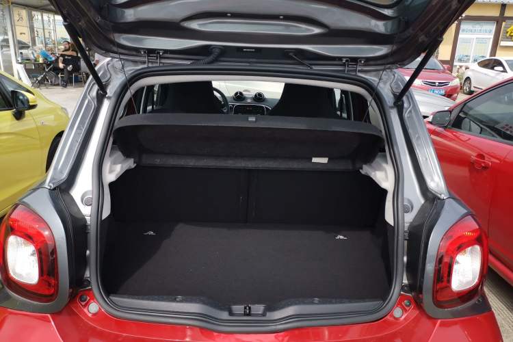 Used smart forfour 2016 1.0L 52 kW Passion Edition