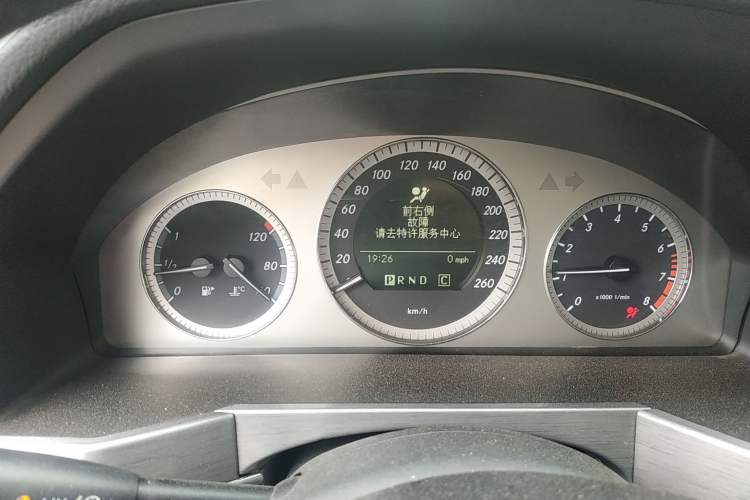 Used Mercedes-Benz GLK-Class 2008 GLK 300 4MATIC Luxury Model Instrument Cluster