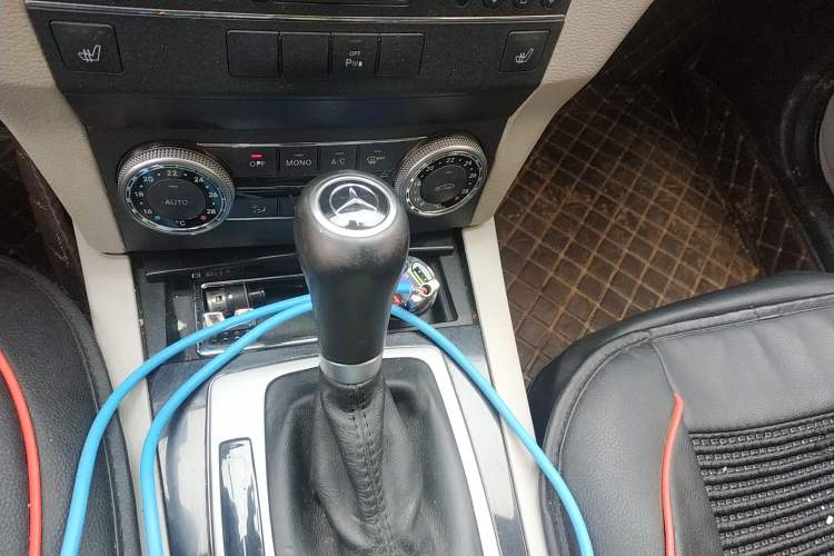 Used Mercedes-Benz GLK-Class 2008 GLK 300 4MATIC Luxury Model Gear Lever