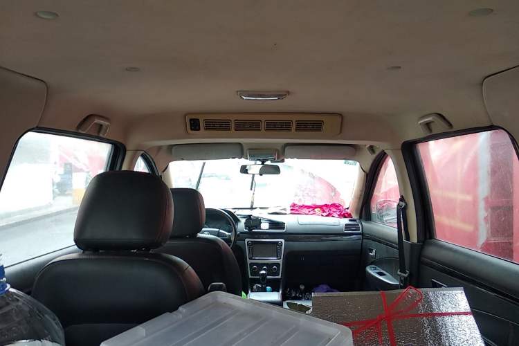 Used Dongfeng Fengon 360 2015 1.5L Manual Luxury 7-Seater China IV Standard
