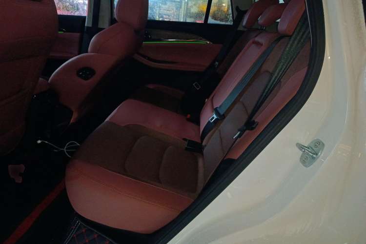 Used Skyworth HT-i 2022 1.5L PHEV 205KM President Edition
