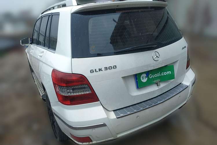 Used Mercedes-Benz GLK-Class 2008 GLK 300 4MATIC Luxury Model Rear Left 45 Deg