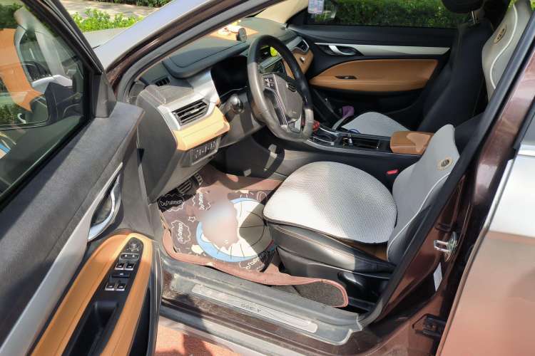 Used Geely Auto Vision S1 2018 1.4T CVT FENGXING Model
