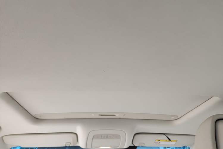 Used Roewe e950 2017 50T Hybrid Connected Executive Edition
