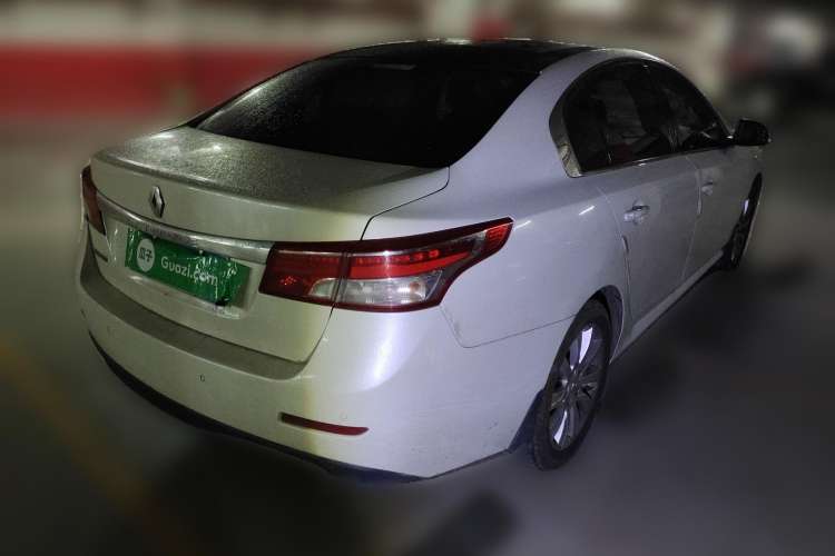 Used Renault Latitude 2013 Facelift 2.0L CVT Luxury Edition
