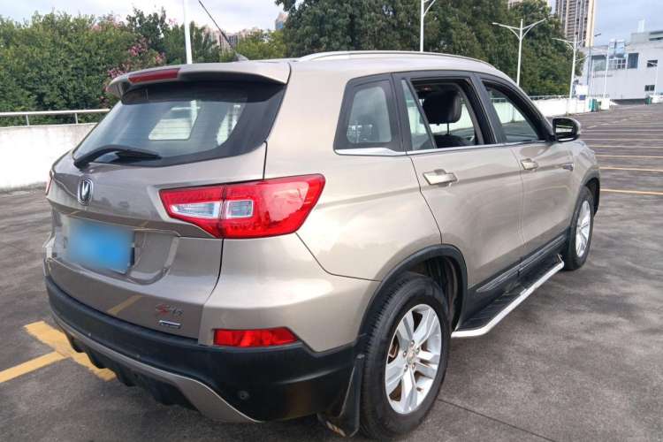 Used Changan CS75 2014 2.0L Manual Luxury Version China IV Standard
