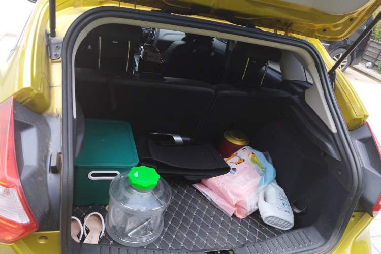 Used Ford Focus 2012 Hatchback 1.6L Automatic Fashion Edition
