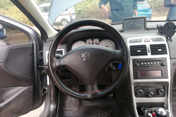 Used Peugeot 307 2012 Hatchback 1.6L Manual Comfort Edition Steering Wheel