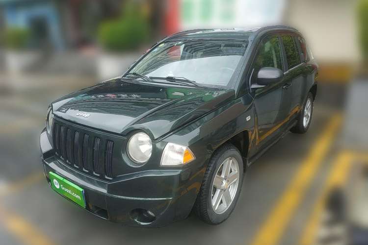 Used Jeep Compass 2010 2.4L four-wheel drive sport version