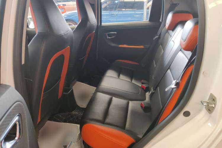 Used Geely Auto Vision X1 2017 1.3L Manual Frenzy Edition
