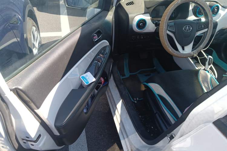 Used JAC iEV 2015 iEV5