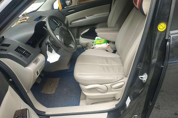 Used Mazda Mazda 8 2013 2.5L Elite Edition
