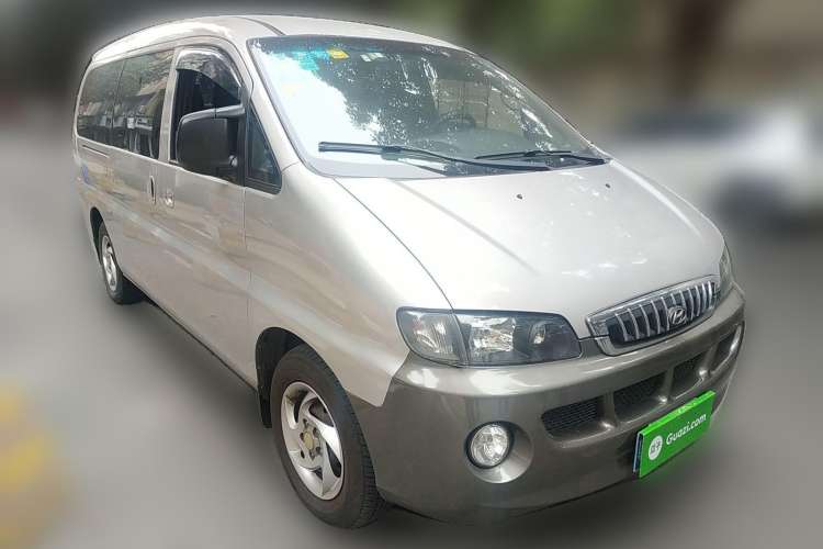Used JAC Refine 2008 2.0L Shuttle Gasoline Basic Model with Front and Rear Air Conditioning
