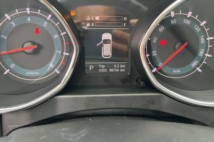 Used Lifan Auto Myway 2016 1.5L Automatic Smart Enjoyment Model Odometer Close Up